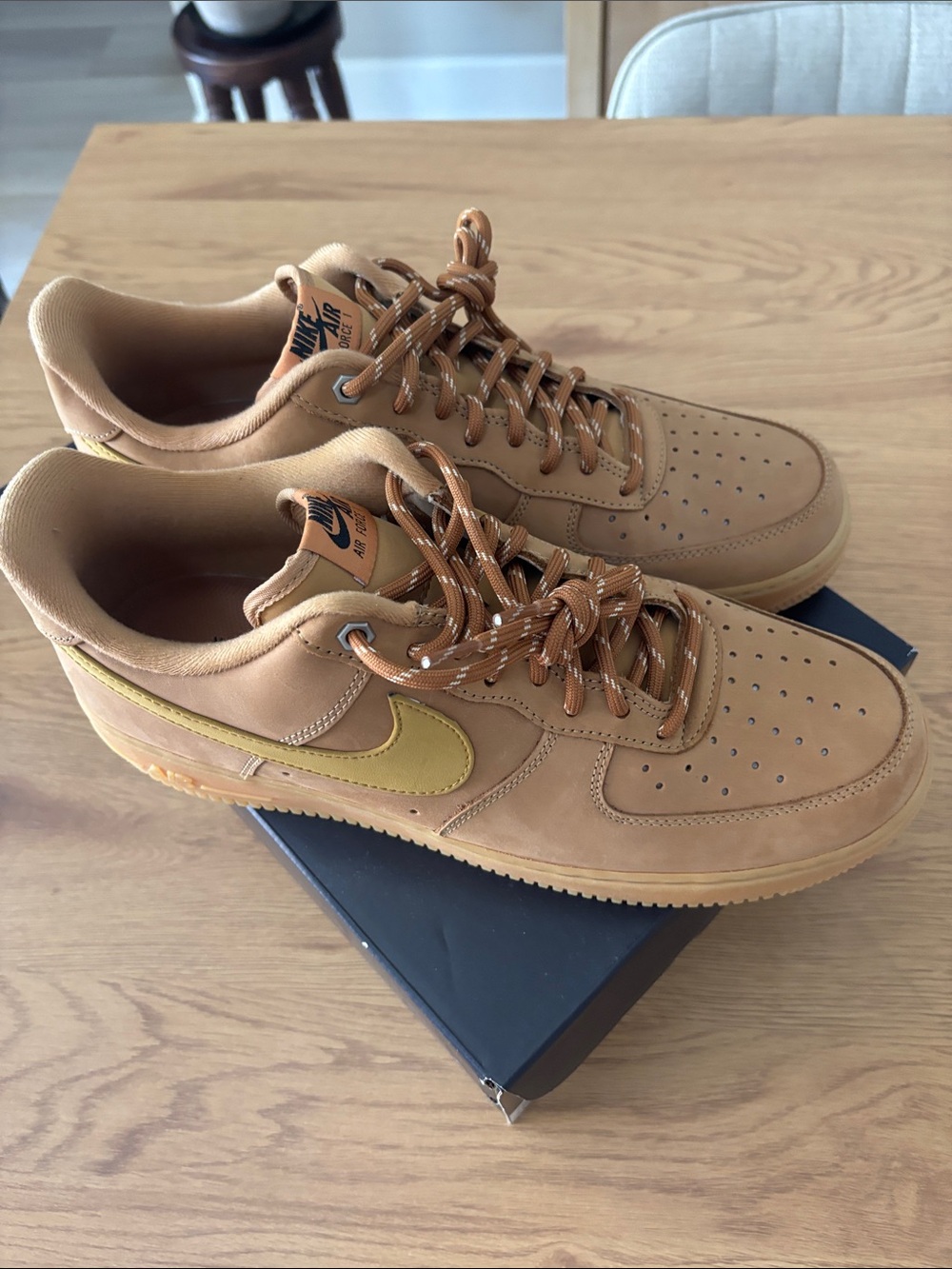Nike Low-Top Sneakers in Wheat Tan with Mustard Swoosh AIR FORCE1 ‘07 WB - Picture 7 of 8